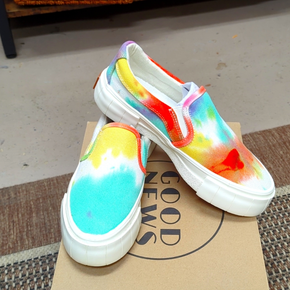 Good News brand tie dye shoes